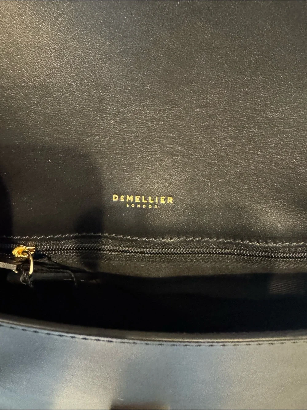 DEMEILLER Vancouver Black Leather Crossbody Bag with Gold Hardware NWT - Picture 6 of 11